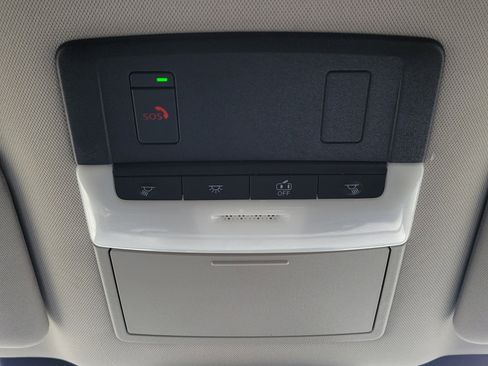 Used 2023 Nissan Pathfinder SL image 34