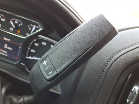 Certified 2023 GMC Sierra 2500 SLT w/ SLT Preferred Package image 23