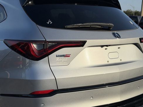 Used 2023 Acura MDX Type S AWD/4WD image 8