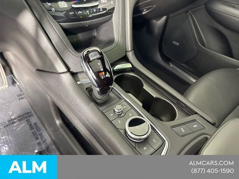 Used 2023 Cadillac XT5 Sportv image 37