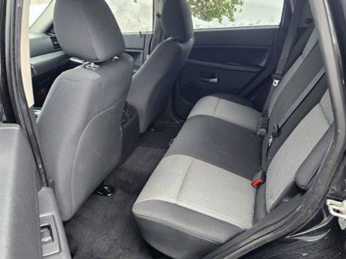 Used 2009 Jeep Grand Cherokee Laredo image 15