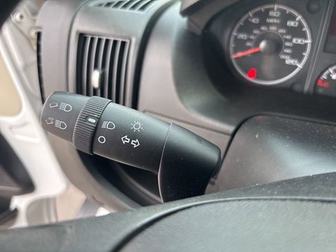 Used 2017 RAM ProMaster 3500 w/ Premium Appearance Group image 31