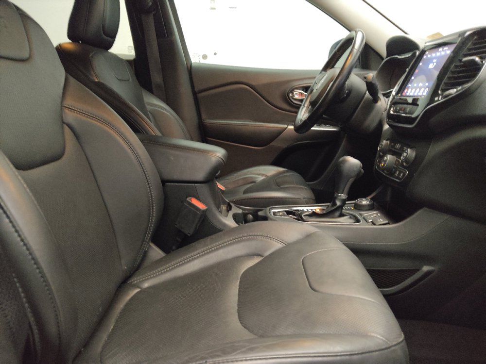 Used 2021 Jeep Cherokee Limited AWD/4WD image 21