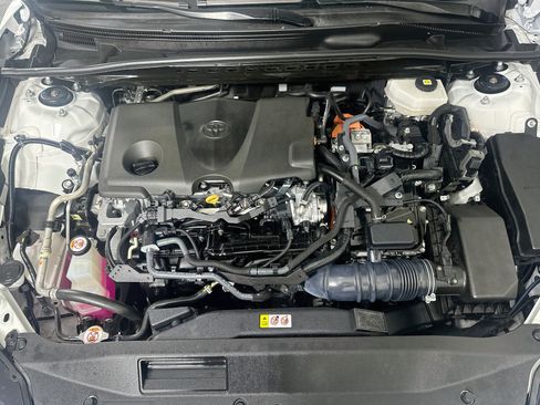 Used 2025 Toyota Camry SE w/ Multimedia Upgrade Package FWD image 32