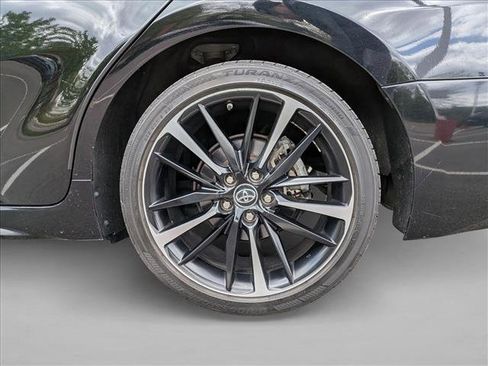 Used 2019 Toyota Camry XSE FWD image 13