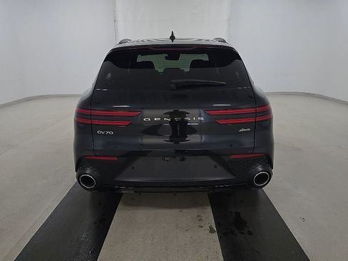 Used 2025 Genesis GV70 2.5T w/ Sport Prestige Package AWD/4WD image 12