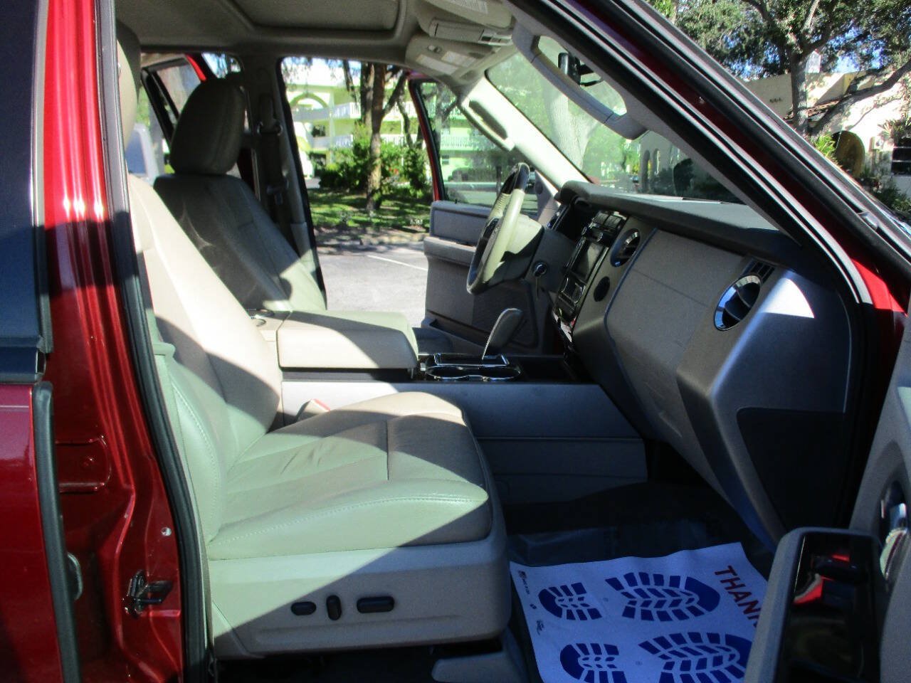 Used 2013 Ford Expedition EL Limited RWD image 32