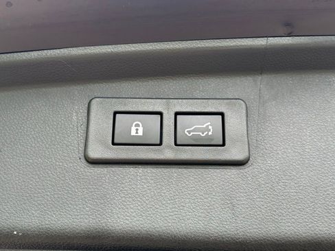 Used 2024 Subaru Outback Premium w/ Popular Package #1A AWD/4WD image 7