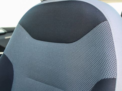 Used 2022 Volkswagen Taos S image 26