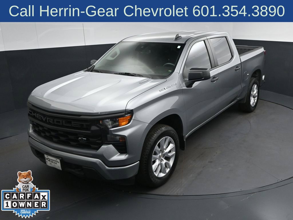 Used 2025 Chevrolet Silverado 1500 Custom w/ LPO, Dark Essentials Package RWD image 11