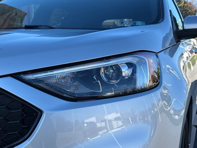 Used 2019 Ford Edge ST w/ Convenience Package AWD/4WD image 10
