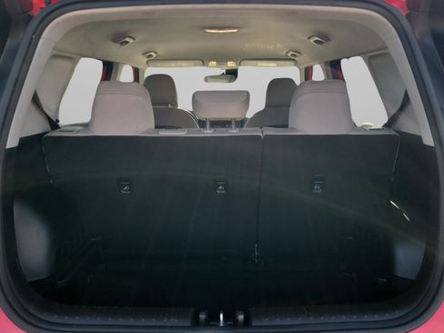 Used 2023 Kia Soul LX image 27