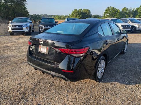 Used 2024 Nissan Sentra S image 3