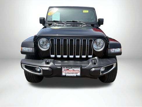 Used 2020 Jeep Wrangler Unlimited Sahara AWD/4WD image 10