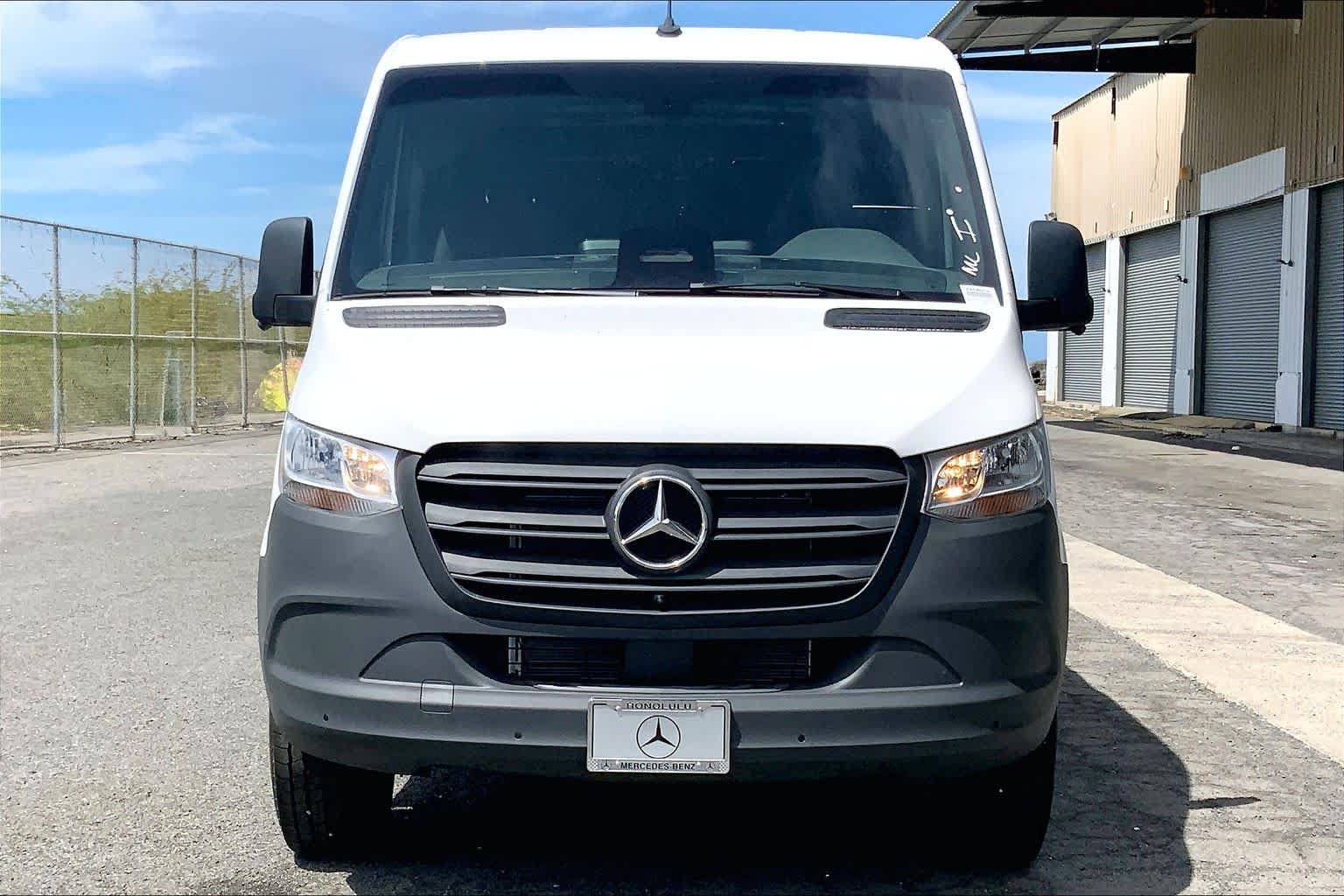 Used 2026 Mercedes-Benz Sprinter 2500 image 3