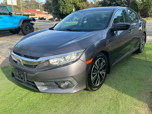 Used 2016 Honda Civic EX-T image 3