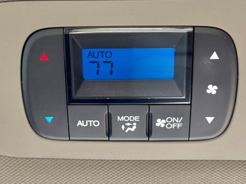 Used 2013 Honda Odyssey EX-L image 23
