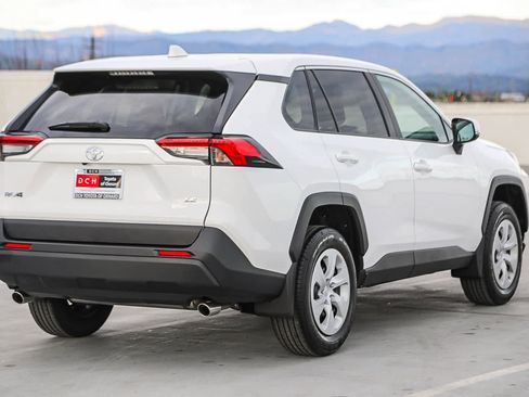 Certified 2025 Toyota RAV4 LE image 6