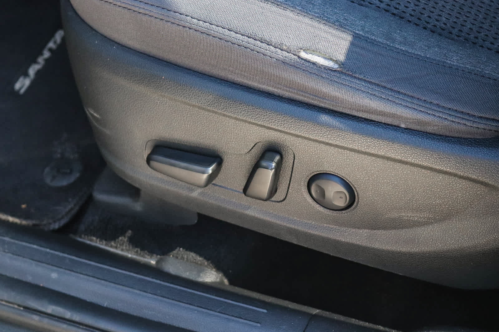 Used 2022 Hyundai Santa Fe SEL FWD image 21