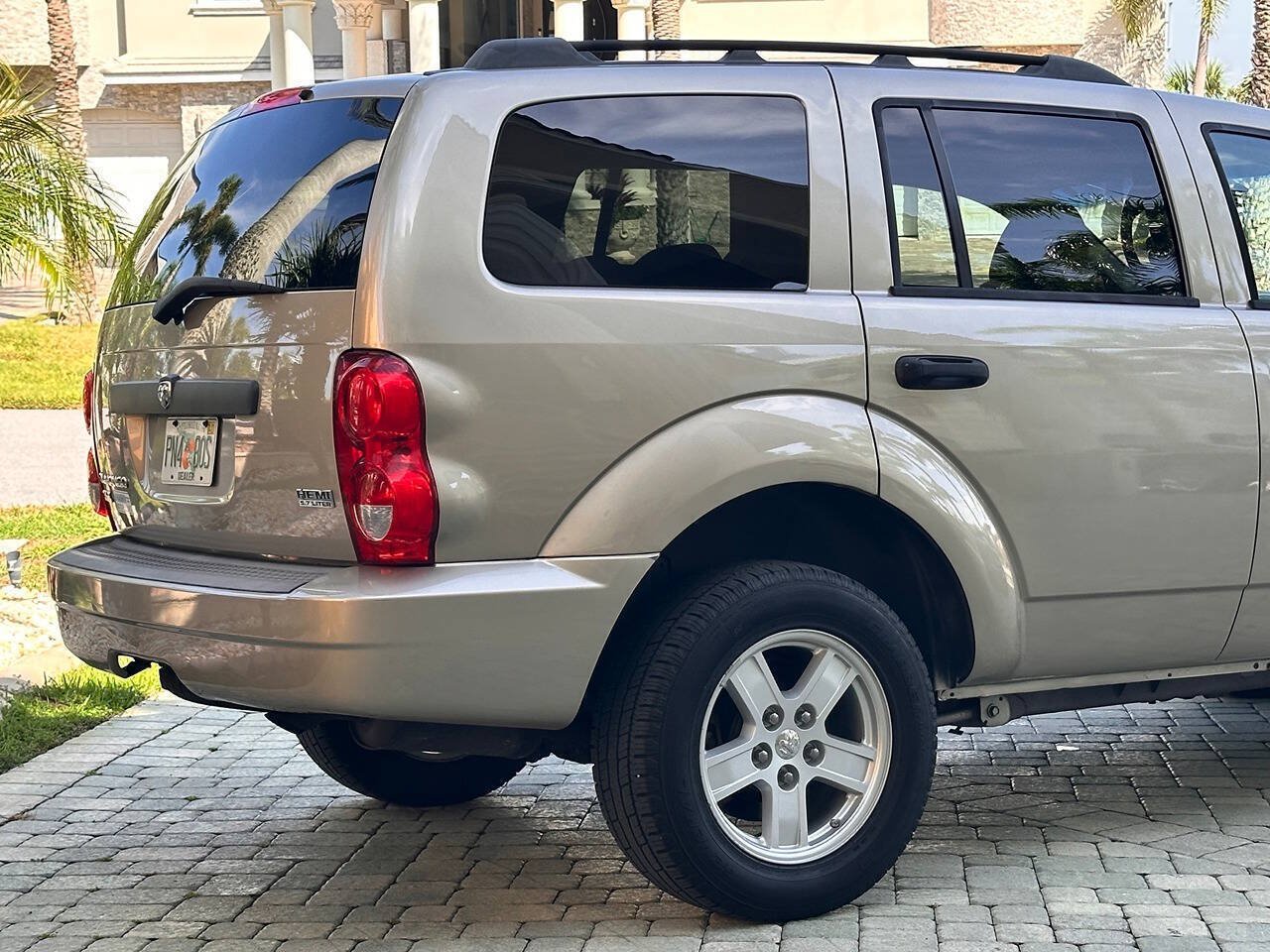 Used 2008 Dodge Durango SLT AWD/4WD image 6