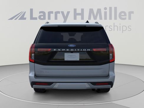 New 2026 Ford Expedition Max Platinum w/ Platinum Ultimate Package AWD/4WD image 5