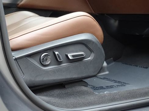 Used 2025 Acura MDX SH-AWD w/ Technology Package image 31