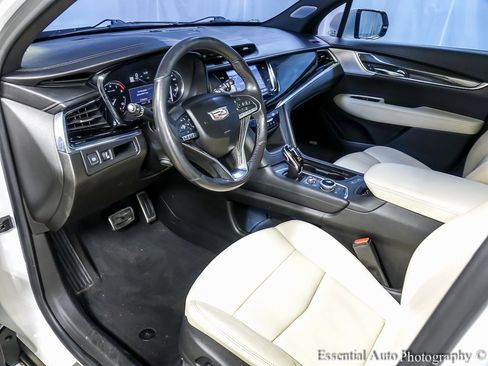 Used 2021 Cadillac XT6 Sport image 10