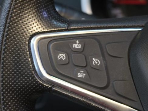 Used 2020 Chevrolet Malibu LS FWD image 19