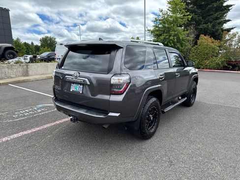 Used 2016 Toyota 4Runner SR5 Premium AWD/4WD image 11