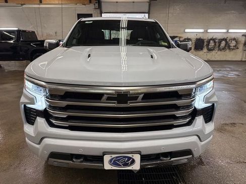 New 2026 Chevrolet Silverado 1500 High Country w/ Technology Package AWD/4WD image 2