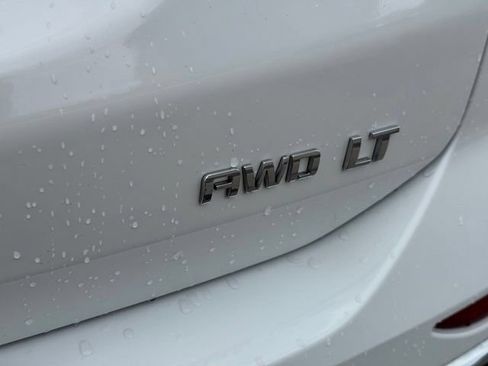 Used 2021 Chevrolet Equinox LT AWD/4WD image 22
