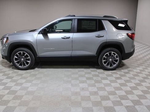 New 2026 GMC Terrain Elevation FWD image 8