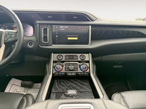 Used 2023 GMC Yukon Denali AWD/4WD image 11