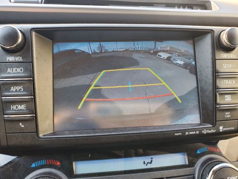 Used 2017 Toyota RAV4 XLE image 43