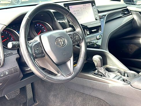 Used 2021 Toyota Camry XSE FWD image 12