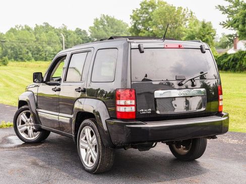 Used 2012 Jeep Liberty Limited Jet image 6