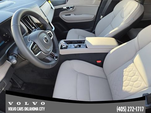 Used 2026 Volvo XC90 B6 Plus w/ Protection Package Premier AWD/4WD image 12
