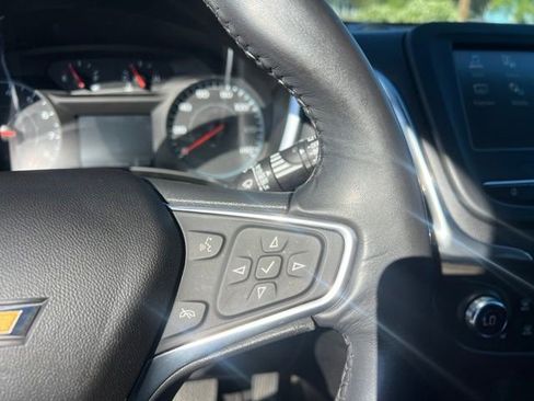 Used 2018 Chevrolet Equinox LT FWD image 16