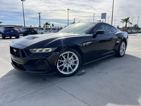 Used 2024 Ford Mustang GT Premium image 3
