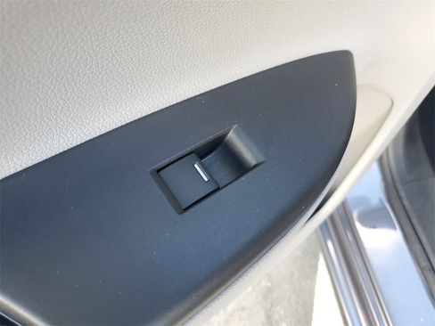 Used 2015 Honda Accord EX-L image 17