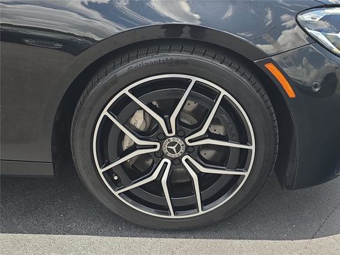 Used 2022 Mercedes-Benz E 350 Sedan image 7