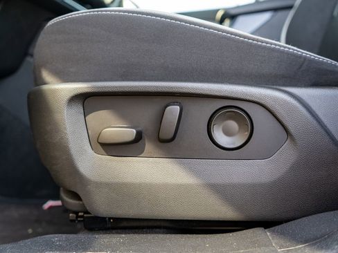 Used 2025 Buick Envision Sport Touring image 21