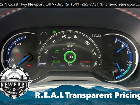 Used 2022 Toyota RAV4 SE w/ Weather & Moonroof Package image 24