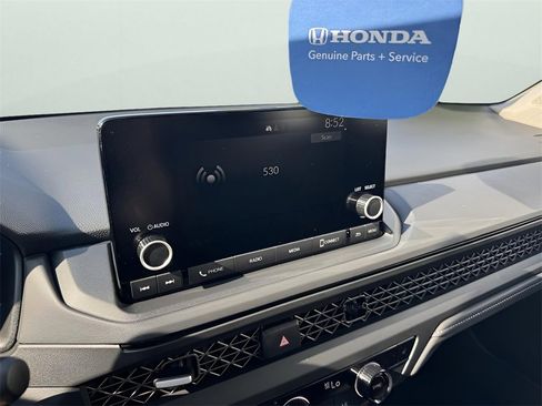 Used 2024 Honda Accord EX image 21