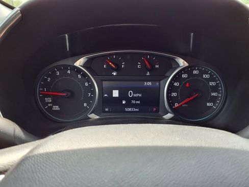 Used 2020 Chevrolet Equinox LT FWD image 16