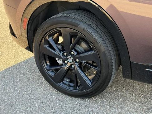 Certified 2024 Buick Envision Sport Touring image 11