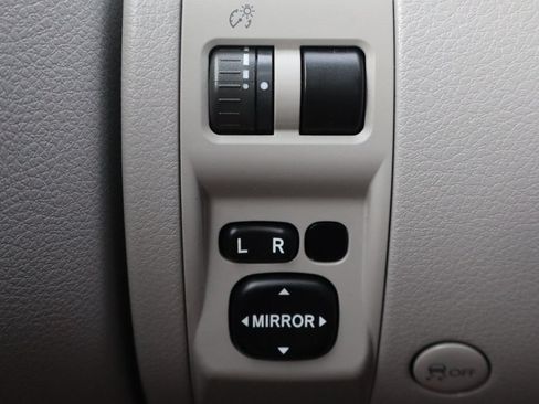 Used 2010 Subaru Forester 2.5X Limited w/ Popular Equipment Group 4B AWD/4WD image 29