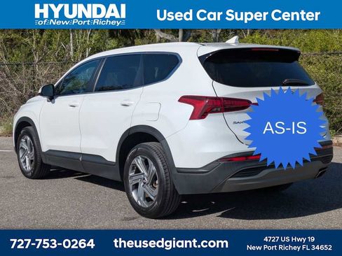 Used 2023 Hyundai Santa Fe SE FWD image 3