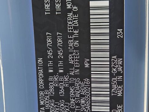Used 2025 Toyota 4Runner SR5 RWD image 30