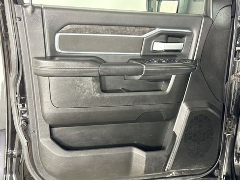Used 2024 RAM 2500 Big Horn image 8